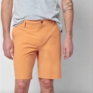 Faherty All Day Short in Orange Size 30 9” Inseam